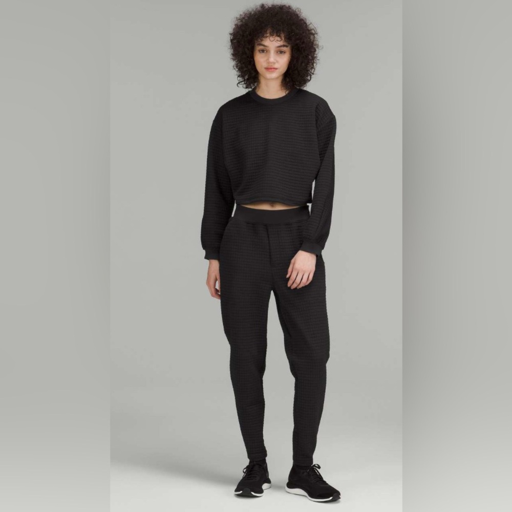 Lab Textured Grid High Rise Joggers Black - Picture 2 of 6